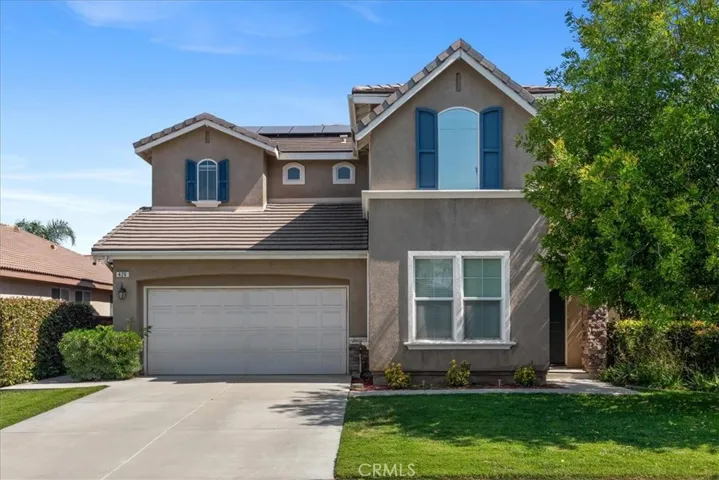 Charming curb appeal and solar savings at 420 Deodar St