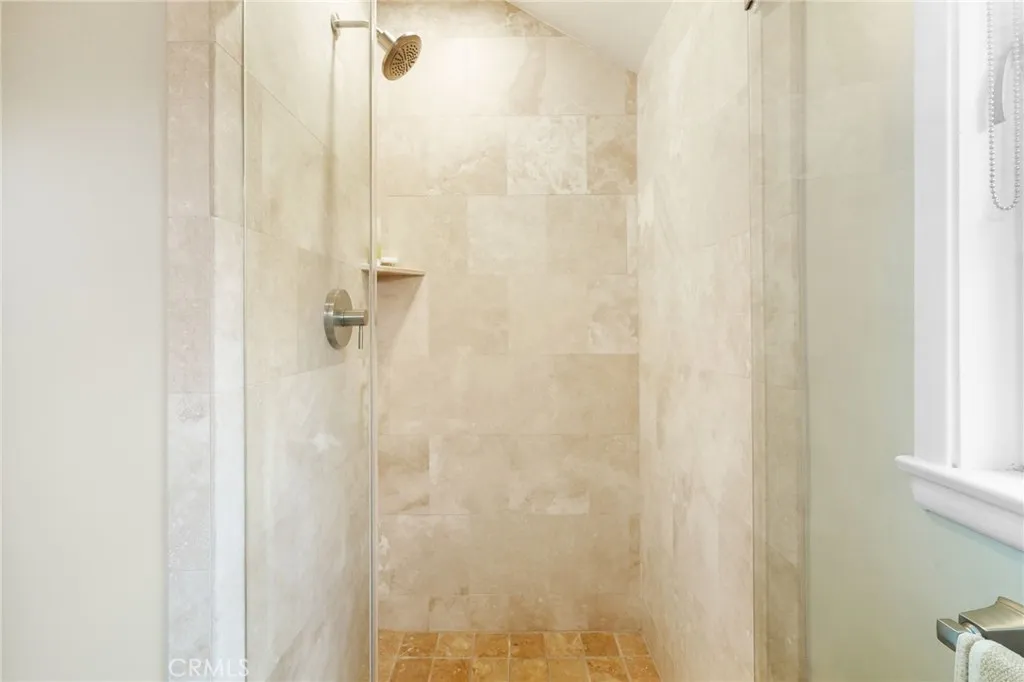 14060 Chandler Boulevard, Sherman Oaks, California 91401 home-pic-27