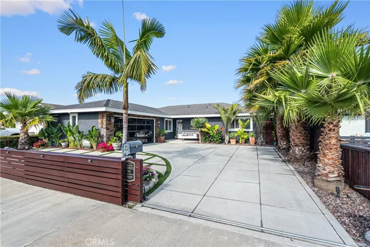20672 Kelvin Lane, Huntington Beach, California 92646