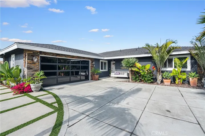 20672 Kelvin Lane, Huntington Beach, California 92646