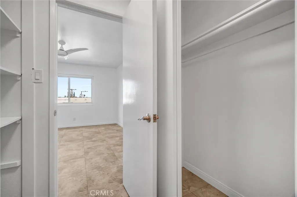 3707 E Livingston Drive 403, Long Beach, California 90803 home-pic-20