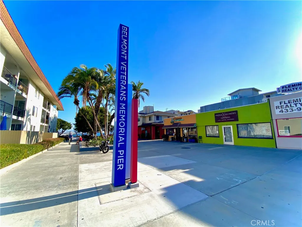 3707 E Livingston Drive 403, Long Beach, California 90803 home-pic-34