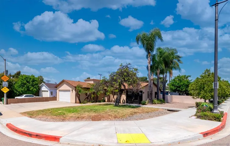 10208 Prospect Ave, Santee, California 92071