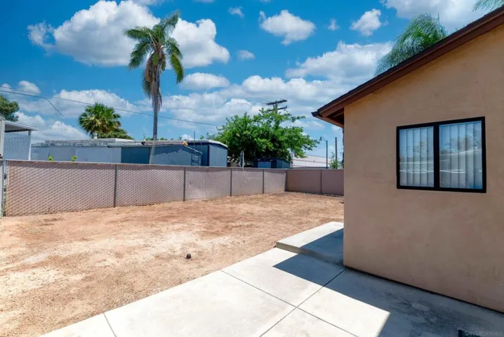 10208 Prospect Ave, Santee, California 92071