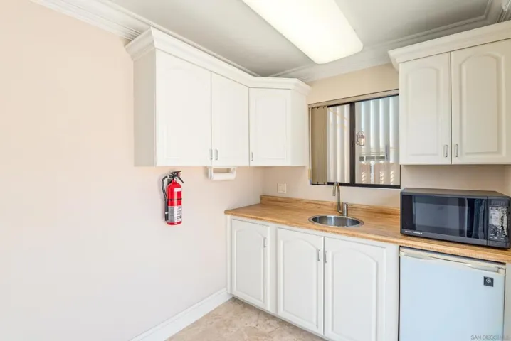 10208 Prospect Ave, Santee, California 92071
