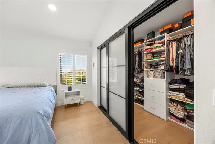 Walk in Closet