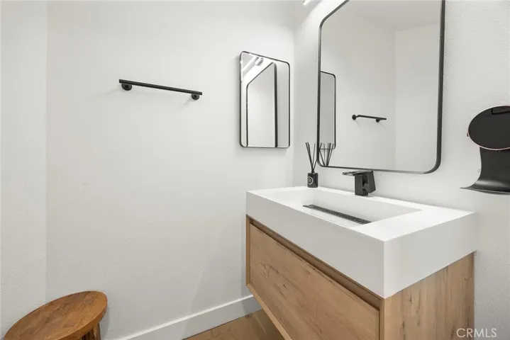 Guest Powder room