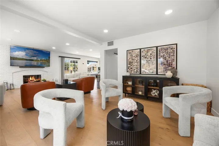 Living room extension