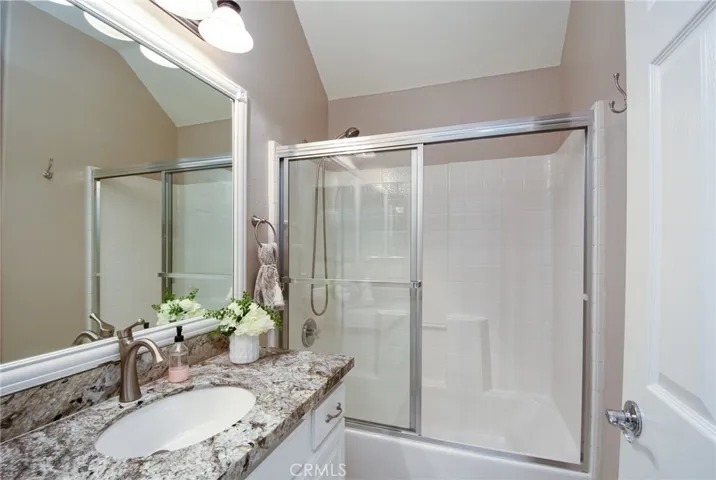 full bath downstairs