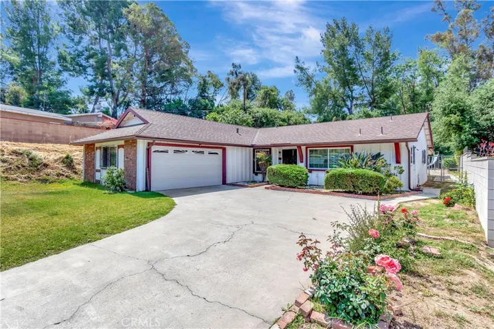 1510 E Newcrest Drive, West Covina, California 91792