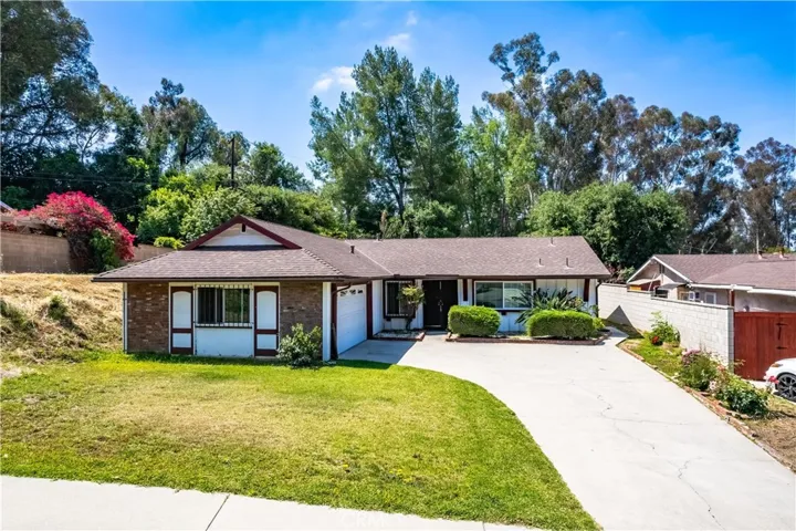 1510 E Newcrest Drive, West Covina, California 91792