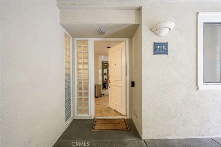 2253 Martin 215, Irvine, California 92612