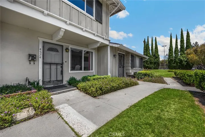 4574 Jamestowne Drive, Yorba Linda, California 92886