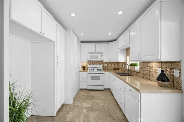 4574 Jamestowne Drive, Yorba Linda, California 92886