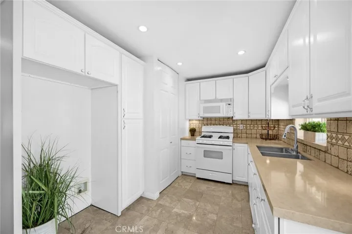 4574 Jamestowne Drive, Yorba Linda, California 92886