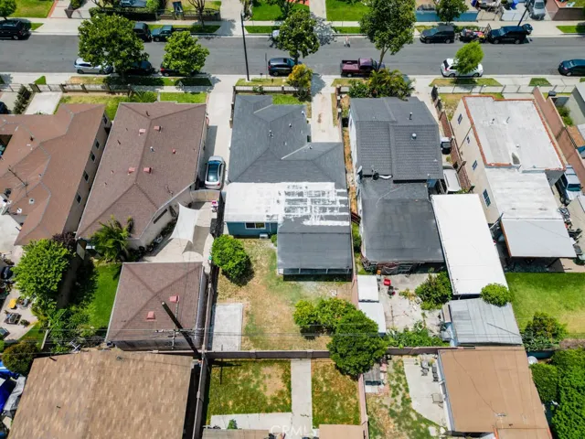 5021 Harbor Street, Commerce, California 90040
