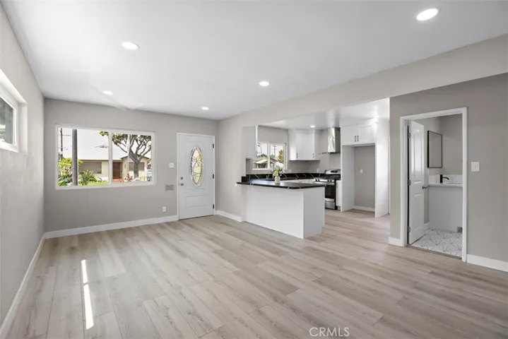 living room, kitchen