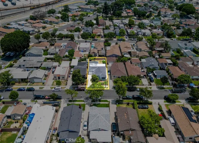 5021 Harbor Street, Commerce, California 90040