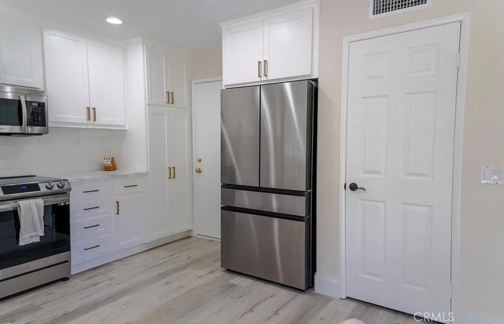 15 Parisville, Aliso Viejo, California 92656 home-pic-10