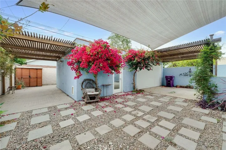 5855 Lemon Avenue, Long Beach, California 90805