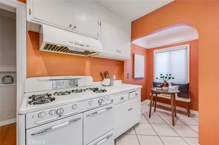5855 Lemon Avenue, Long Beach, California 90805