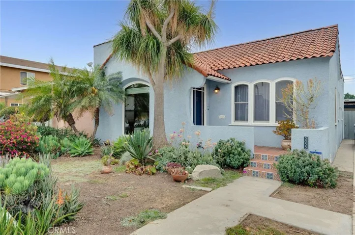 5855 Lemon Avenue, Long Beach, California 90805