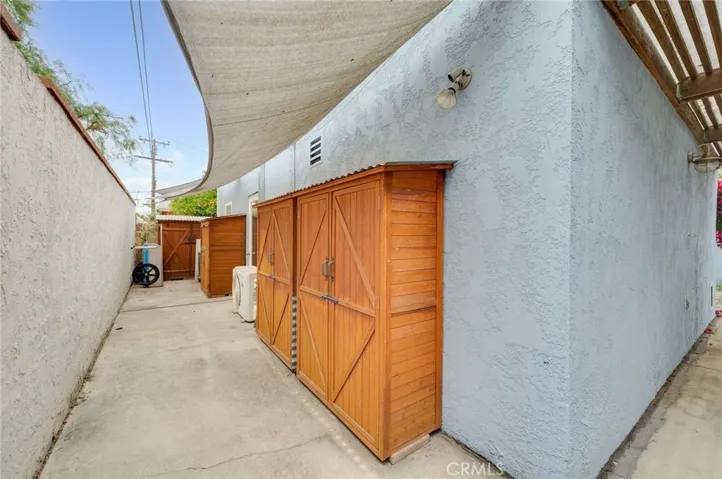 5855 Lemon Avenue, Long Beach, California 90805
