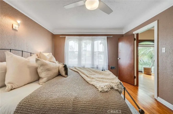 5855 Lemon Avenue, Long Beach, California 90805