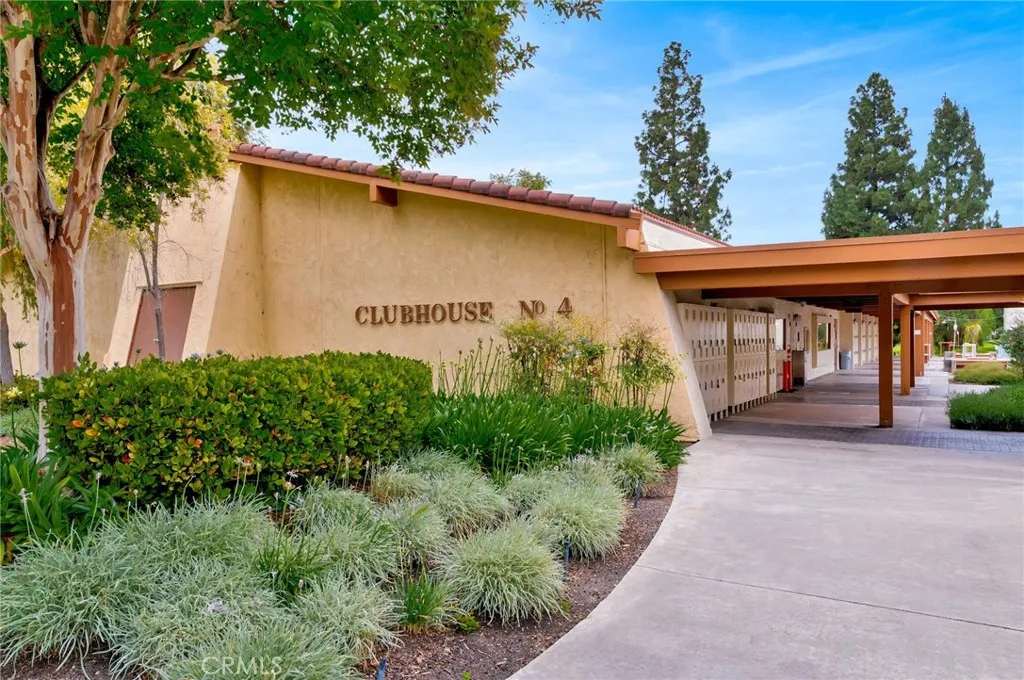 225 Avenida Majorca N, Laguna Woods, California 92637 home-pic-44
