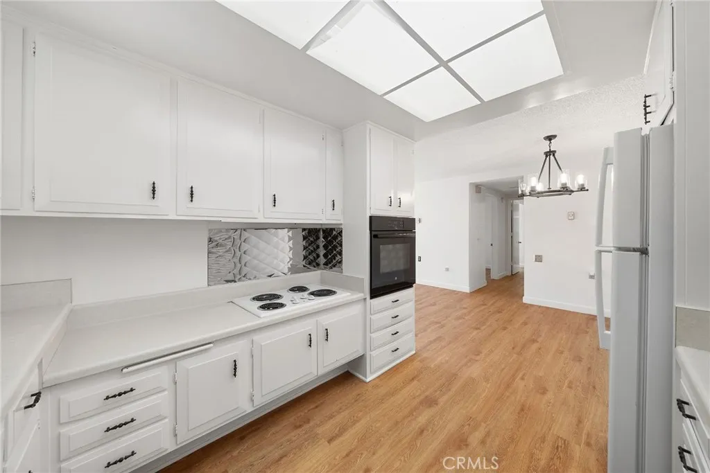 225 Avenida Majorca N, Laguna Woods, California 92637 home-pic-14