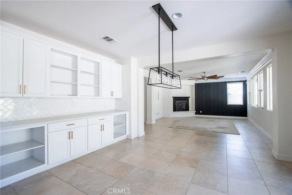 45118 Riverstone Court, Temecula, California 92592 home-pic-15