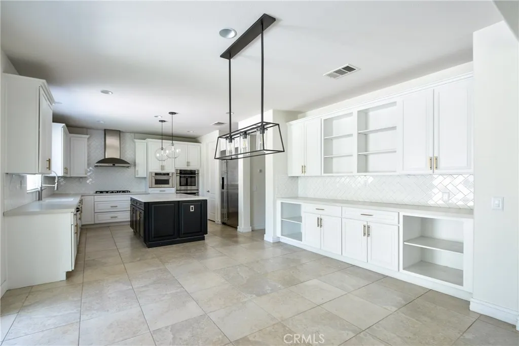 45118 Riverstone Court, Temecula, California 92592 home-pic-10