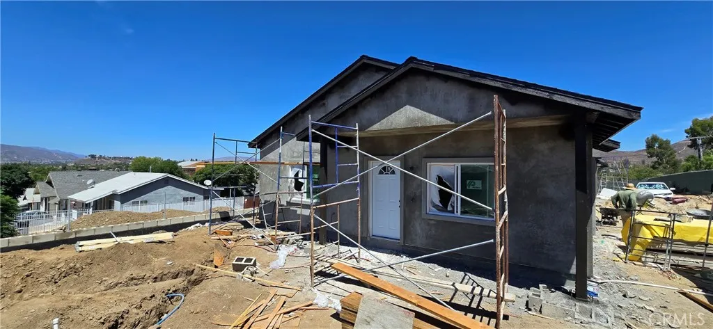 237 Prospect Street, Lake Elsinore, California 92530, 6 Bedrooms Bedrooms, ,3 BathroomsBathrooms,Residential,For Sale,Prospect,TR25132428