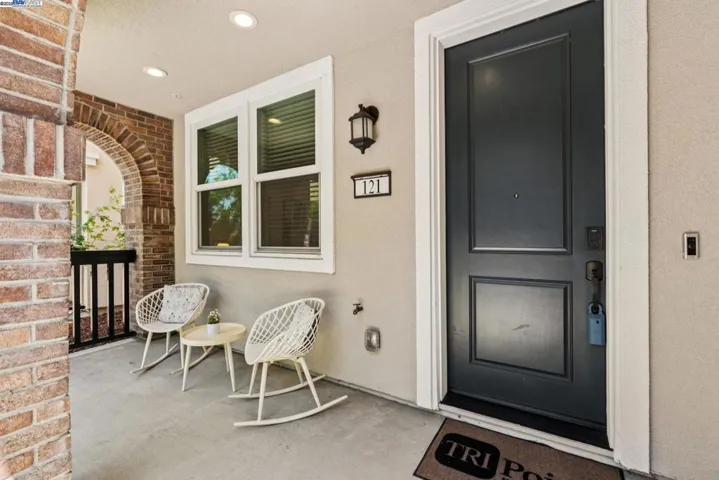 121 Ashton Way, Pleasant Hill, California 94523