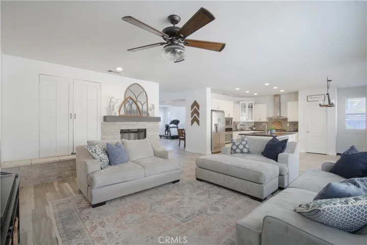 41157 Arron Court, Murrieta, California 92562