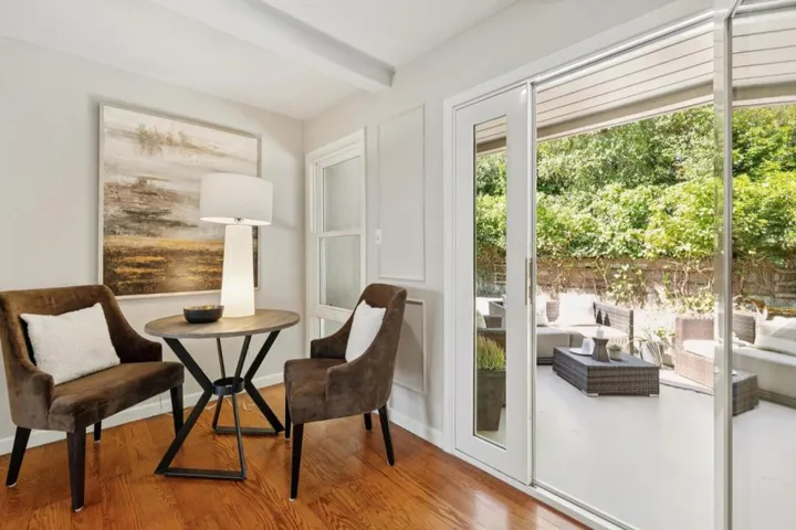 10605 Berkshire Drive, Los Altos Hills, California 94024