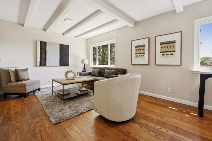10605 Berkshire Drive, Los Altos Hills, California 94024