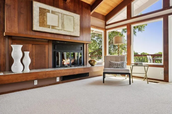 10605 Berkshire Drive, Los Altos Hills, California 94024