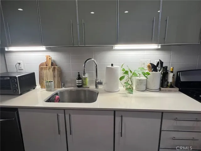 4215 Glencoe Avenue 129, Marina Del Rey, California 90292
