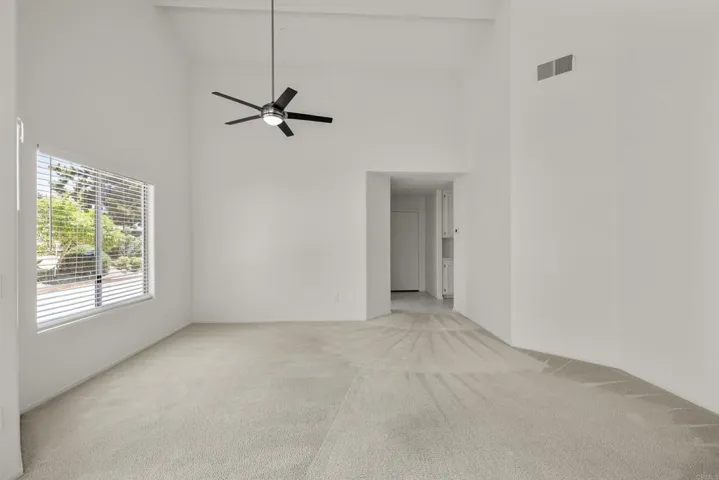 4958 Alicante Way, Oceanside, California 92056