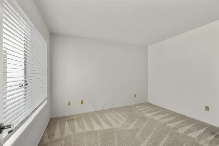 4958 Alicante Way, Oceanside, California 92056