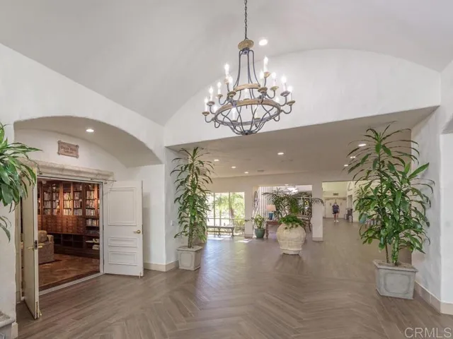 4958 Alicante Way, Oceanside, California 92056