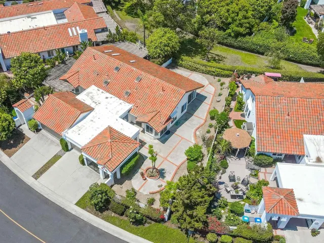 4958 Alicante Way, Oceanside, California 92056