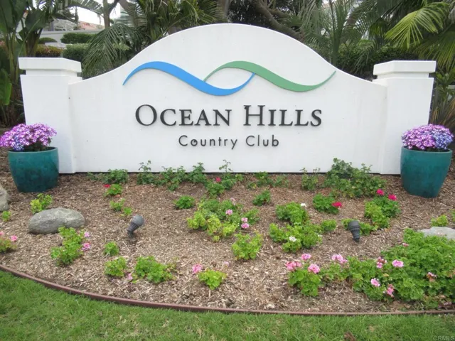 4958 Alicante Way, Oceanside, California 92056
