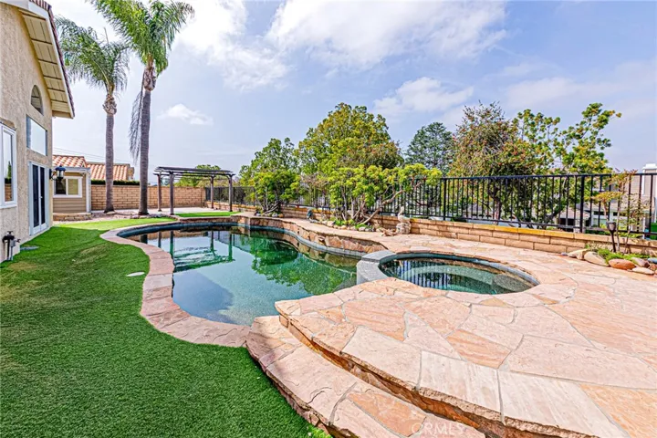 21820 Todd Avenue, Yorba Linda, California 92887