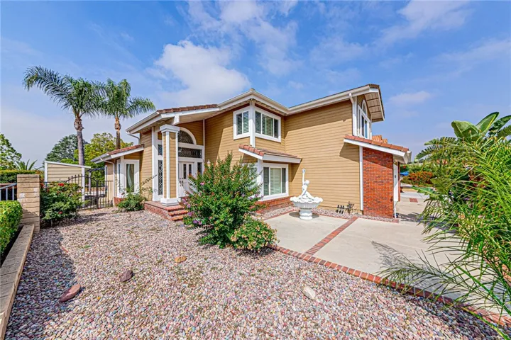 21820 Todd Avenue, Yorba Linda, California 92887