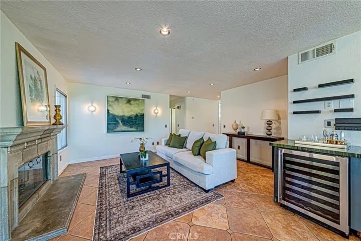 21820 Todd Avenue, Yorba Linda, California 92887