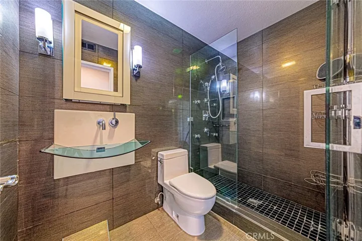 21820 Todd Avenue, Yorba Linda, California 92887