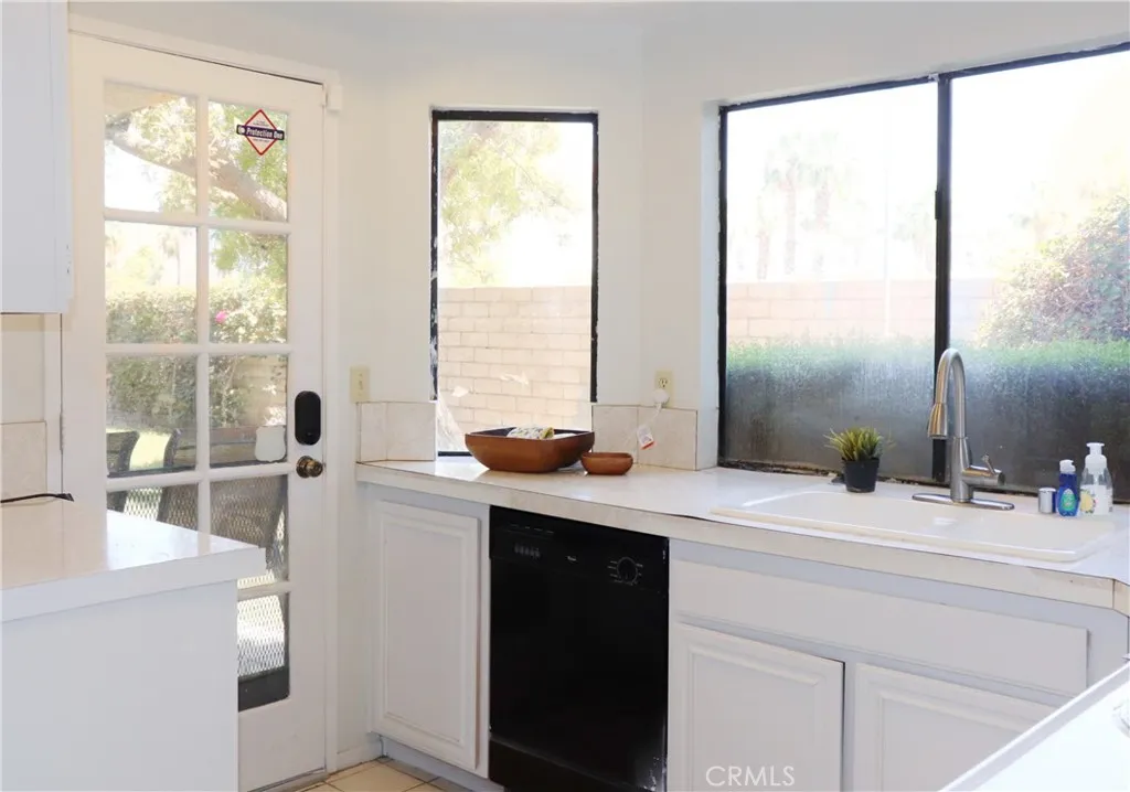 68893 Calle Monforte, Cathedral City, California 92234 home-pic-4
