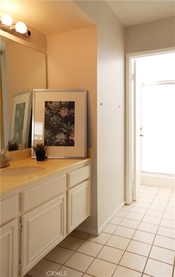 68893 Calle Monforte, Cathedral City, California 92234 home-pic-16